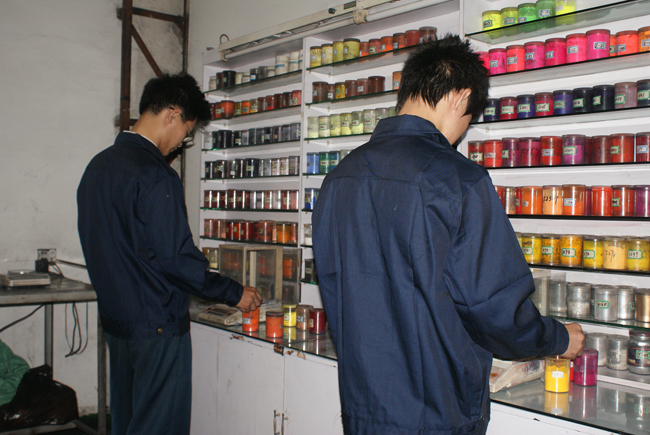 深圳歐麗塑膠工作環境